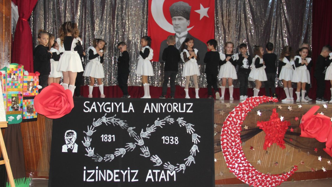 Atatürk İlkokulu 10 Kasım Atatürk'ü Anma Günü Sergisi Düzenledi.
