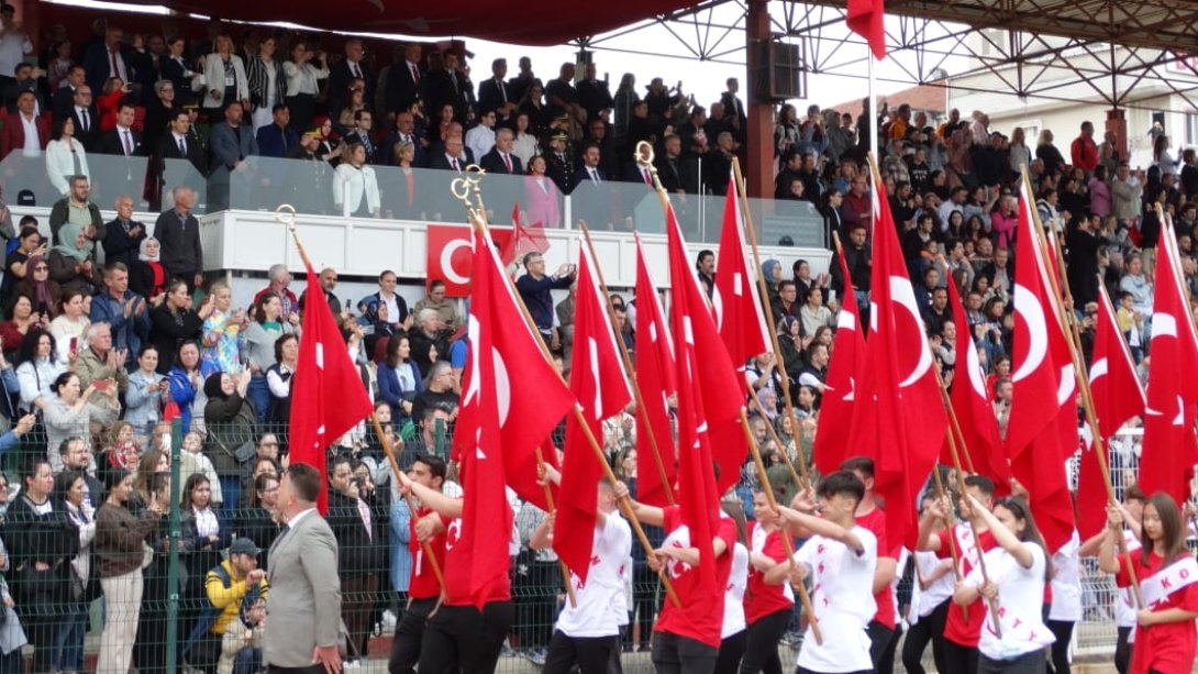 19 Mayıs Atatürk'ü Anma, Gençlik ve Spor Bayramı kutlu olsun !