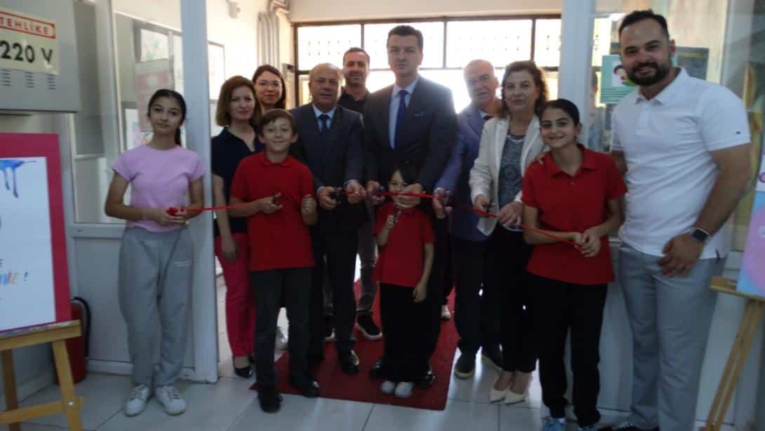 Büyükkarıştıran İlk-Orta Okulu'ndan Renkli ve Anlamlı Etkinlik  