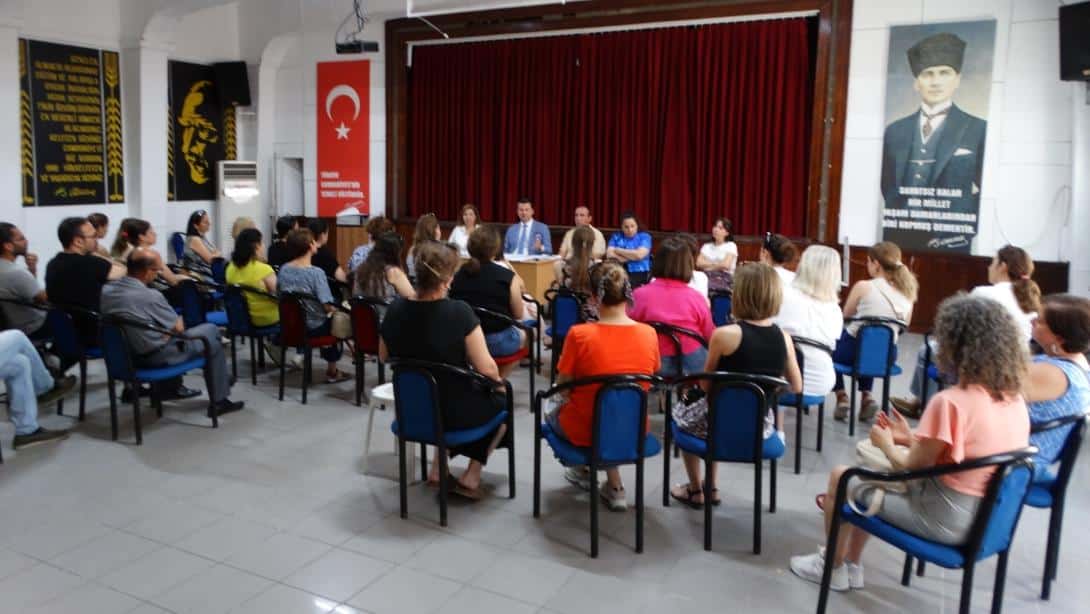  İlçe Milli Eğitim Müdürü Cihan ERDEM, Yaz Dönemi Mesleki Çalışma Programını Denetledi. 